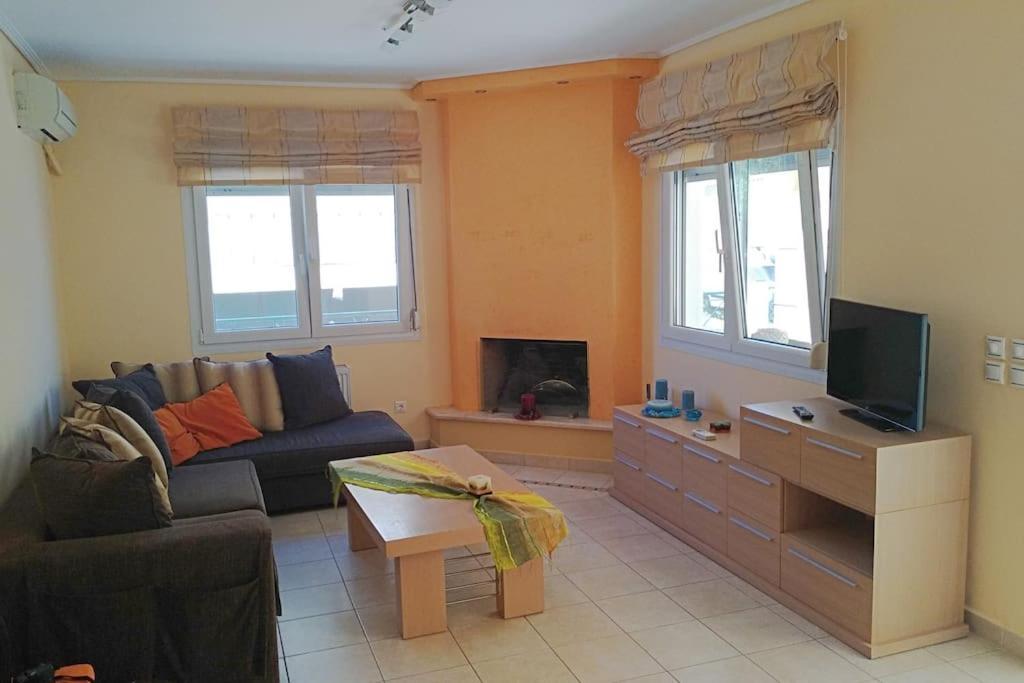Casa Nostra Volos Exteriör bild